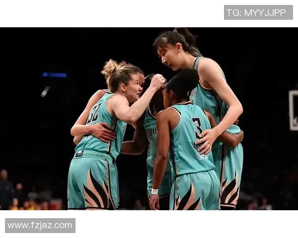 康涅狄格太阳与达拉斯飞翼的激烈对决揭示WNBA季后赛新篇章